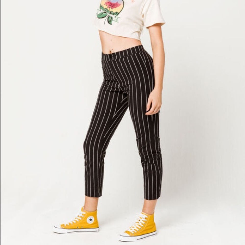 Tilly’s Ivy + Main Stripe Black & White Crop Pants